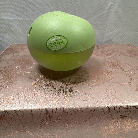 DKNY Sweet Delicious Tart Key Lime eau de parfum spray 1.7 oz / 50ml New No Box - Picture 5 of 10